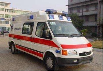 南岔县救护车租赁